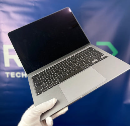 Macbook Air 2024 M3 256 Gb 16 gb Ram